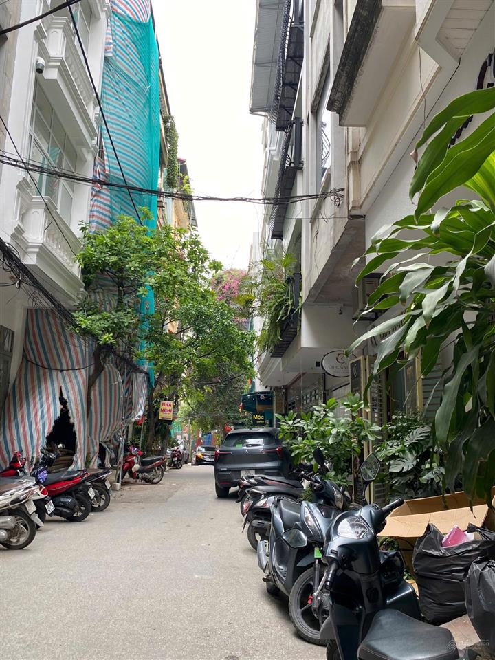 Cần bán nhà nguyễn chí thanh69m*5 tầng*mặt tiền 6mô tô đỗ cửangõ thông kinh doanhnhỉnh 33 tỷ