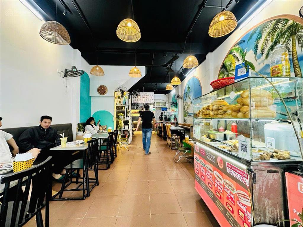 Cần bán nhà nguyễn chí thanh69m*5 tầng*mặt tiền 6mô tô đỗ cửangõ thông kinh doanhnhỉnh 33 tỷ