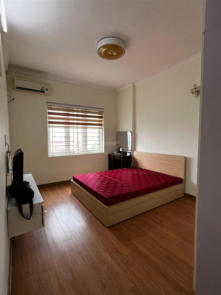 Bán căn hộ chung cư đường khuất duy tiến, thanh xuân, 114m2, 3 ngủ 2wc nội thất đẹp, chỉ 8x tr/m