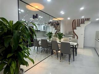 Cần bán gấp khu vip ba đình 55m 5 tầng mặt tiền 4,7m giá nhỉnh 24,5 tỷ