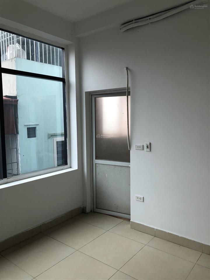 Cho thuê nhà 6 tầng + hầm làm văn phòng/lớp học tại phố bế văn đàn, hà đông (gần trường, bệnh viện)