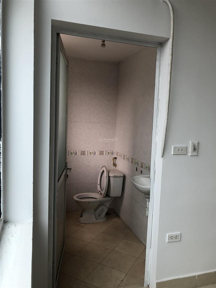 Cho thuê nhà 6 tầng + hầm làm văn phòng/lớp học tại phố bế văn đàn, hà đông (gần trường, bệnh viện)