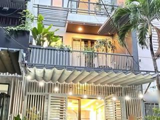 Nhà mặt phố huy cận  3 tầng 3pn , đường 5.5m oto tránh  đầy đủ tiện nghi , vào ở ngay