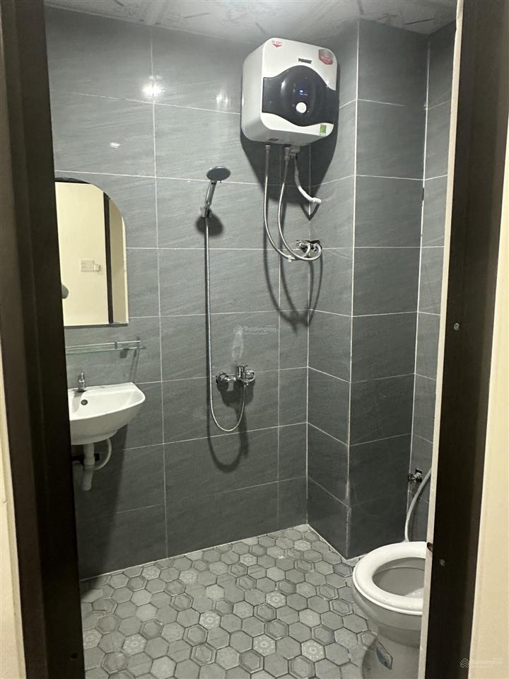 Bán toà căn hộ 10 phòng đường diên hồng mới 100%