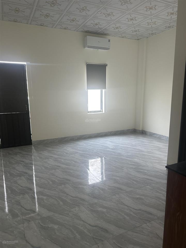 Bán toà căn hộ 10 phòng đường diên hồng mới 100%