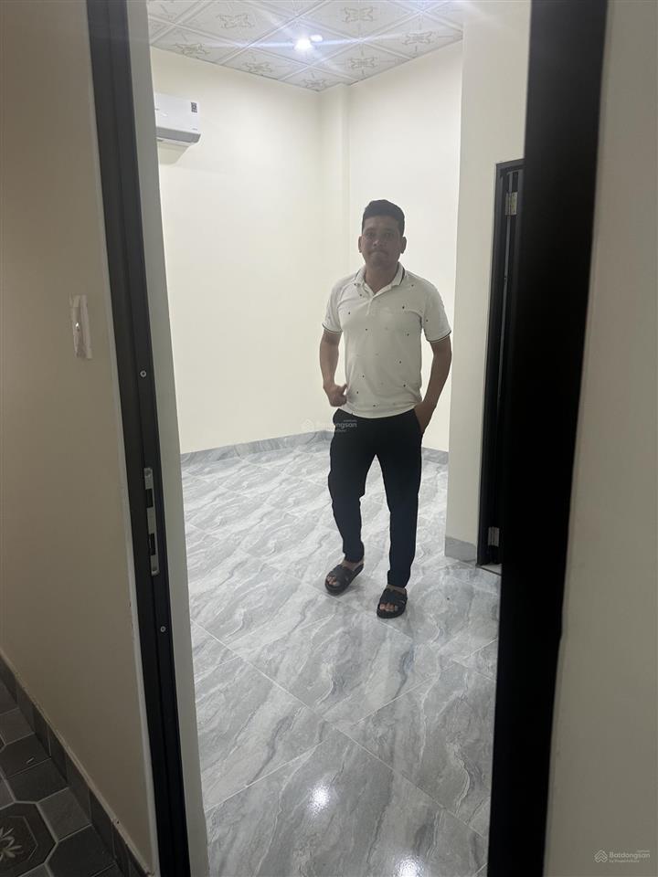 Bán toà căn hộ 10 phòng đường diên hồng mới 100%