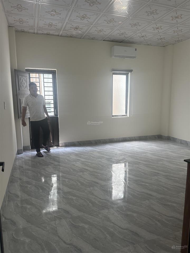 Bán toà căn hộ 10 phòng đường diên hồng mới 100%