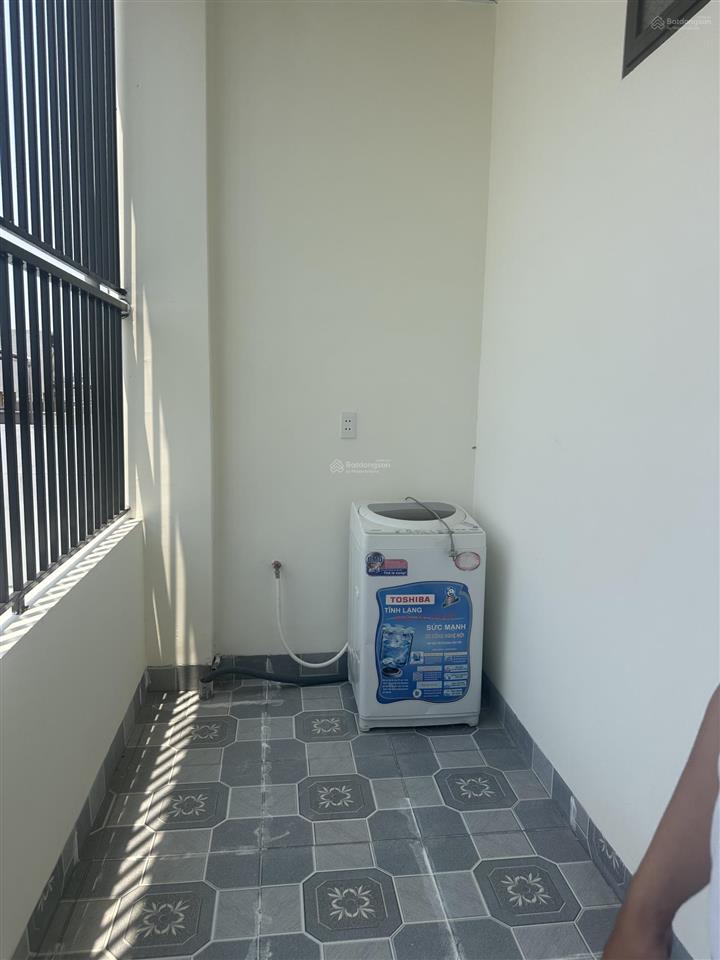 Bán toà căn hộ 10 phòng đường diên hồng mới 100%