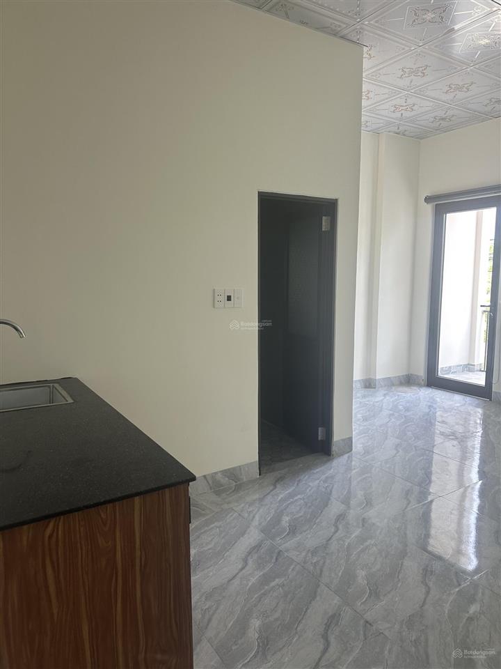 Bán toà căn hộ 10 phòng đường diên hồng mới 100%