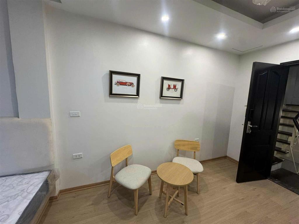 Mặt phố đặng trần côn  homestay dòng tiền, gần lăng bác, thông cát linh, văn miếu, phố ôtô 2 chiều