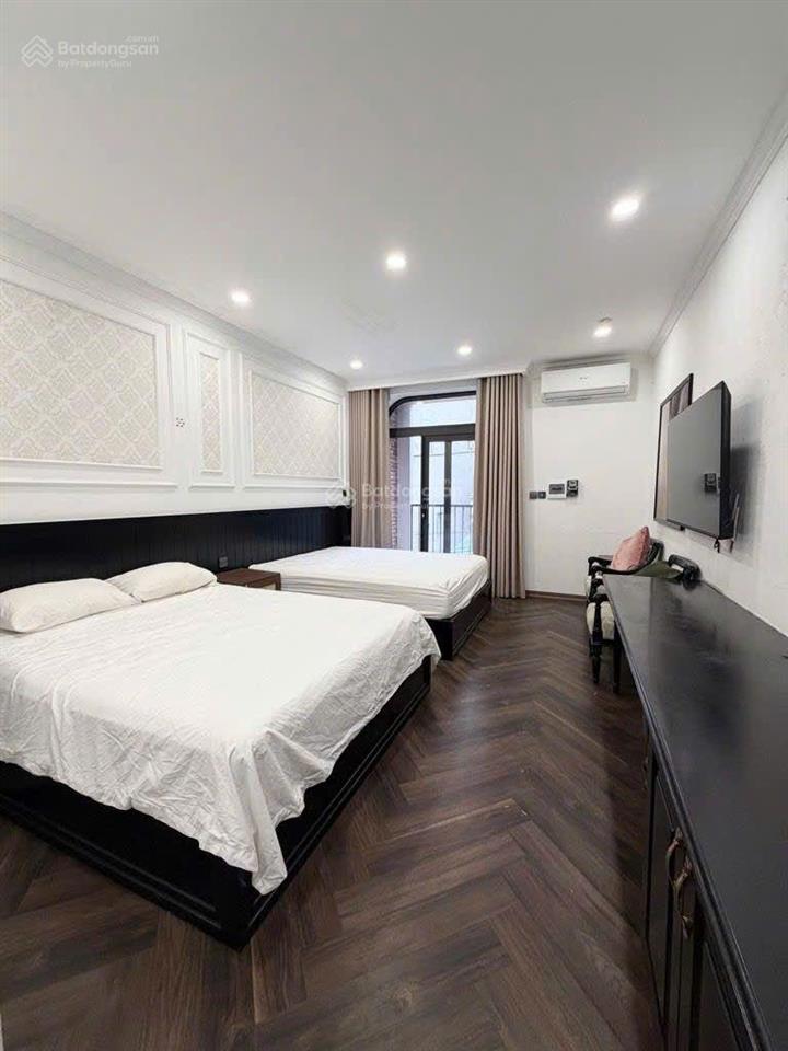 Vương thừa vũ  thang máy nhập khẩu, nội thất indochine dòng tiền 21tr/tháng, phân lô oto