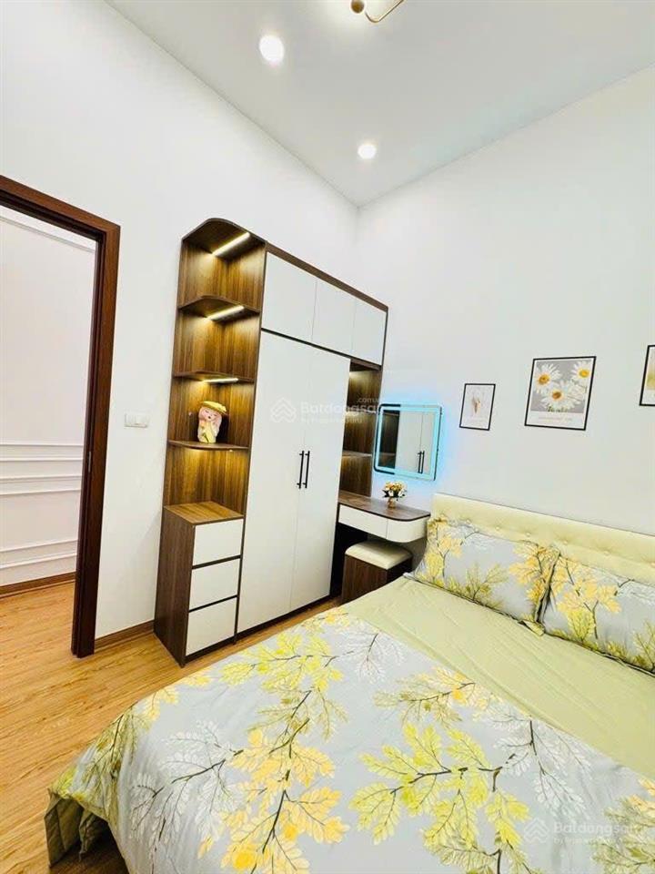 5,2 tỷ  tập thể ngân hàng, 90m, 3 ngủ  vị trí đỉnh đống đa , đối diện vincom phạm ngọc thạch