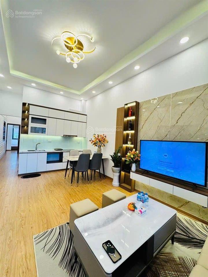 5,2 tỷ  tập thể ngân hàng, 90m, 3 ngủ  vị trí đỉnh đống đa , đối diện vincom phạm ngọc thạch
