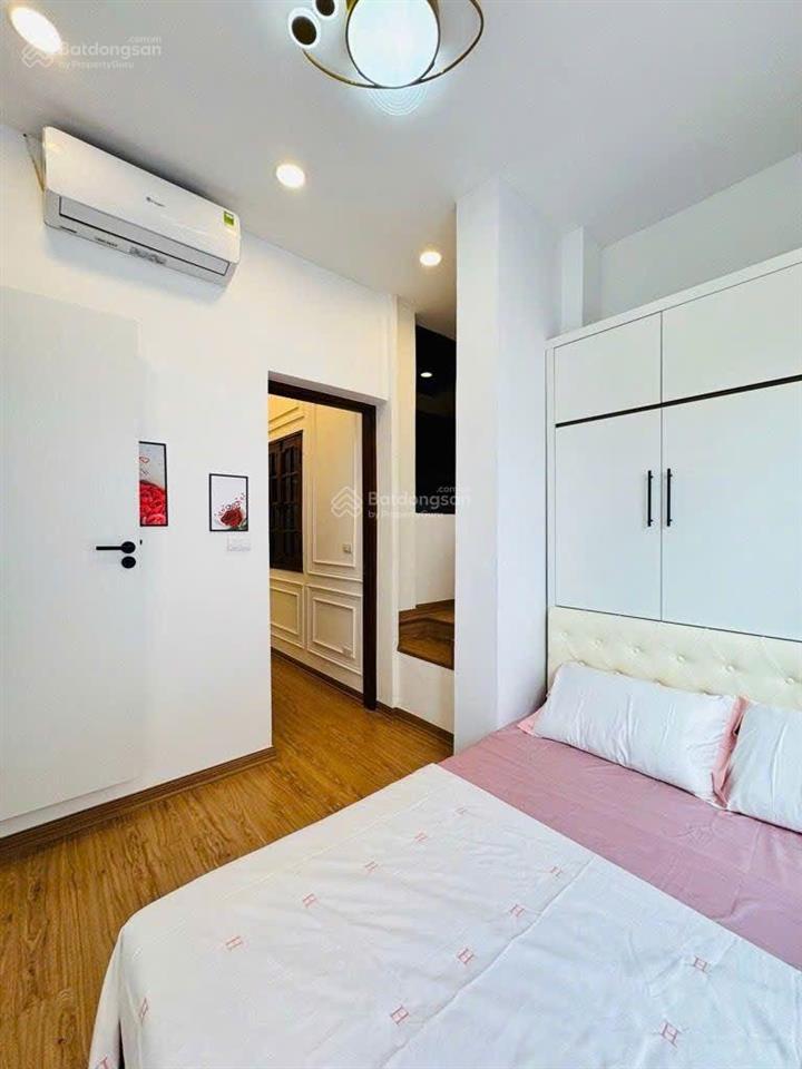 5,2 tỷ  tập thể ngân hàng, 90m, 3 ngủ  vị trí đỉnh đống đa , đối diện vincom phạm ngọc thạch
