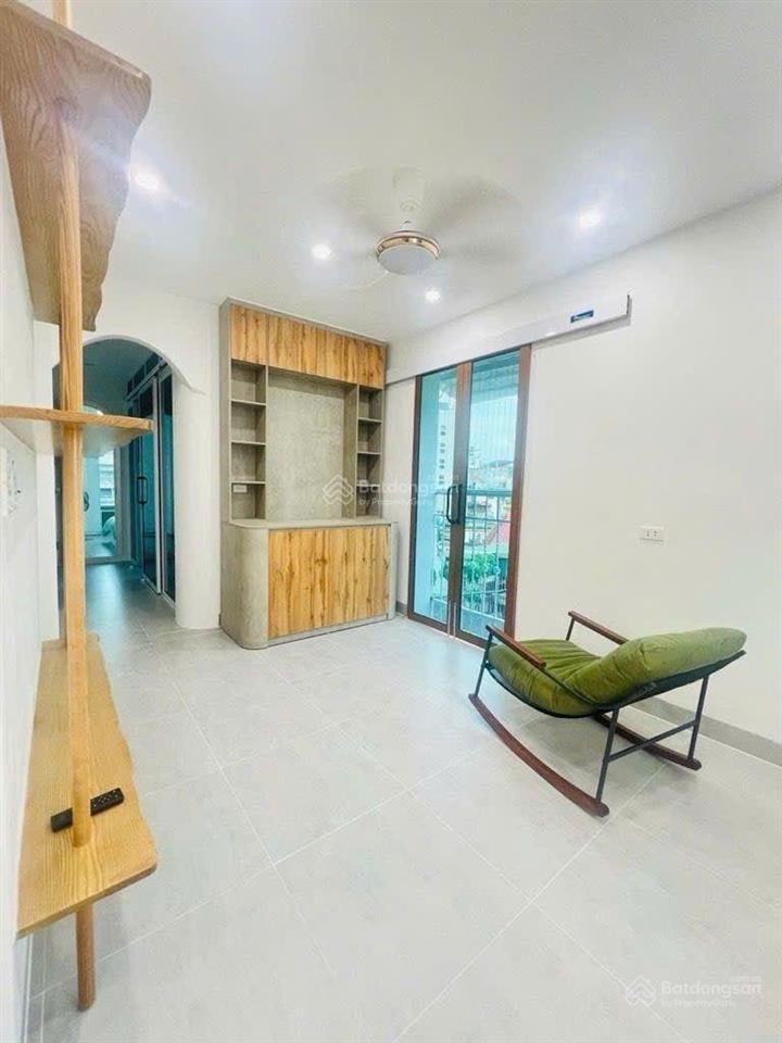 5,95 tỷ  sát chợ hàng da  vài bước ra hồ gươm  dòng tiền homestay cực đỉnh