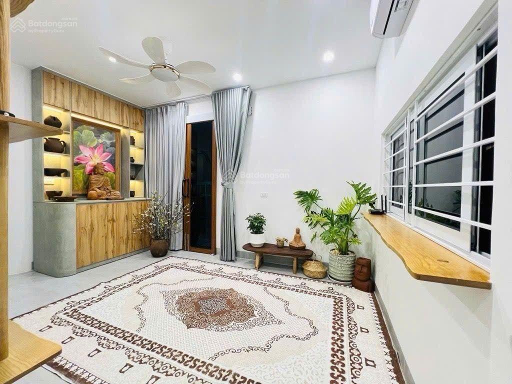 5,95 tỷ  sát chợ hàng da  vài bước ra hồ gươm  dòng tiền homestay cực đỉnh