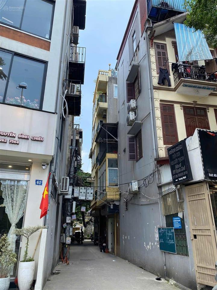 10,5 tỷ sở hữu căn góc  4 tầng ô tô đỗ cửa,kinh doanh, kết nối đại cồ việt, vincom bà triệu