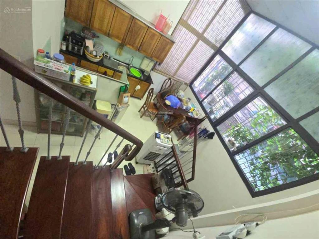 26 tỷ  lạc trung, nhà 1 mặt phố, 1 mặt ngõ ô tô, thoáng  kinh doanh đỉnh  63m2  4 tầng
