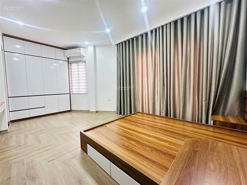 11,6 tỷ  đống đa, xã đàn | nhà mới 6 tầng, thang máy, full nội thất lô góc, chỉ 20m ra mặt phố