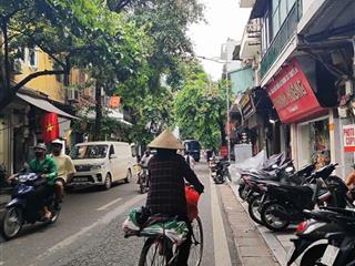 6,2 tỷ  trung tâm phố cổ  hàng bồ  homestay dòng tiền  30m, nhà 3 tầng.
