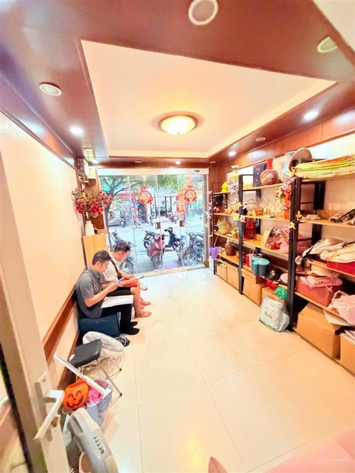 14 tỷ  mặt phố đặng trần côn  6 tầng  kinh doanh đỉnh  gần lăng bác, văn miếu, ô tô đỗ ngày đêm