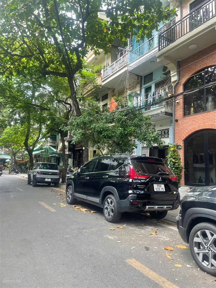 15,5 tỷ  phân lô trần khát chân  50m2  4 tầng  ôtô tránh  vỉa hè kinh doanh
