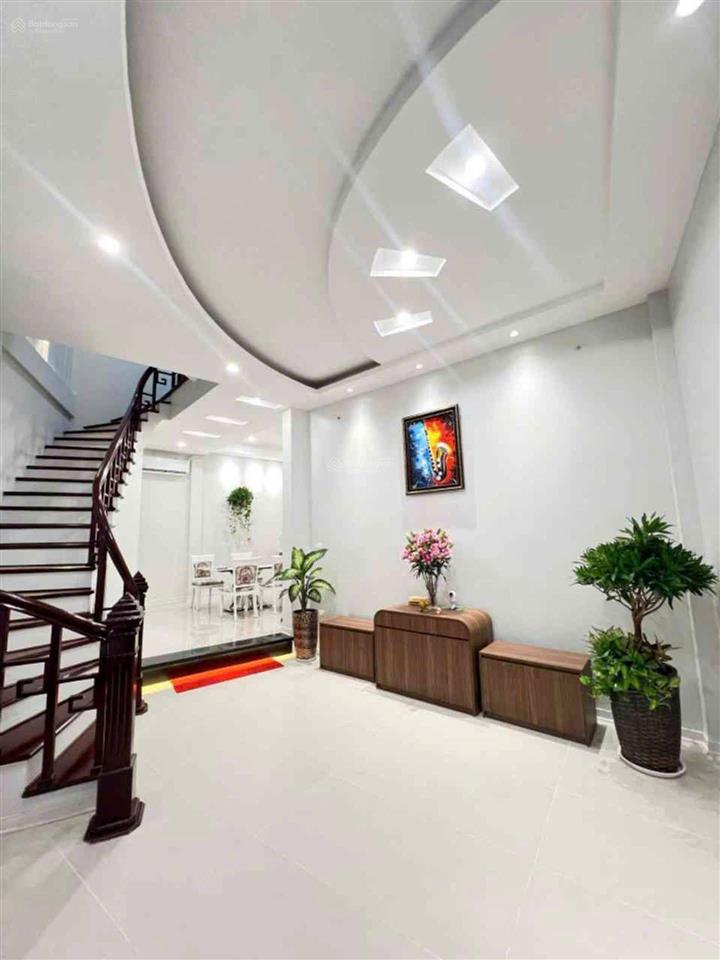 Hào nam  50m, 8 ngủ 5 tầng  nhà mới đẹp vừa ở & khai thác dòng tiền lô góc 4 thoáng 13,5 tỷ