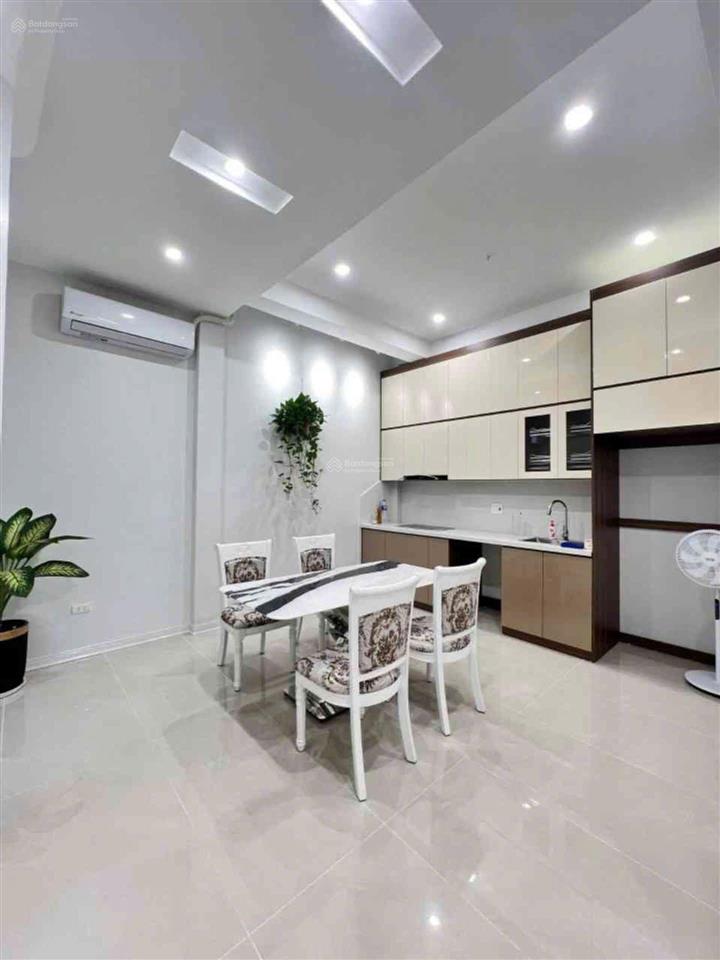 Hào nam  50m, 8 ngủ 5 tầng  nhà mới đẹp vừa ở & khai thác dòng tiền lô góc 4 thoáng 13,5 tỷ