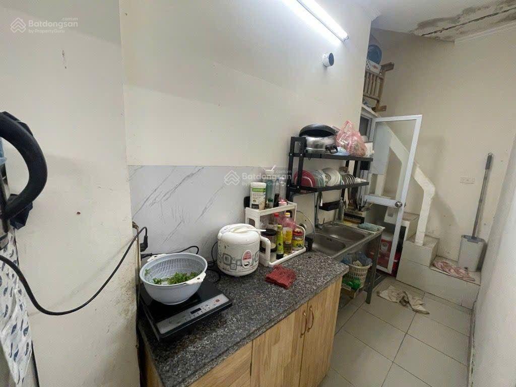 6,15 tỷ  phố nguyễn khuyến  nhà lô góc hiếm, gần văn miếu quốc tử giám, ở tiện, dòng tiền tốt