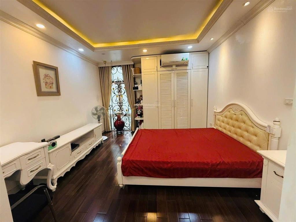 13 tỷ  thái hà  60m  4 tầng ô tô đỗ cửa  4 ngủ  nhà dân xây chắc chắc  2 mặt thoáng