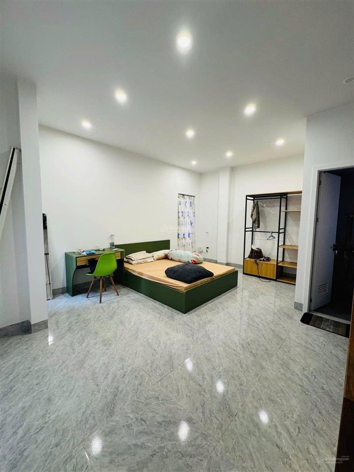 Hơn 7 tỷ nguyễn công trứ  32m 5 tầngnhà đẹp  15m ra phố  ngõ thông gần hoàn kiếm