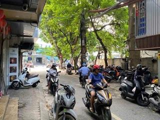 8,2 tỷ mặt phố đống đa dòng tiền 30 triệu/tháng  32m2, 5 tầng  ngã tư khương thượng tây sơn