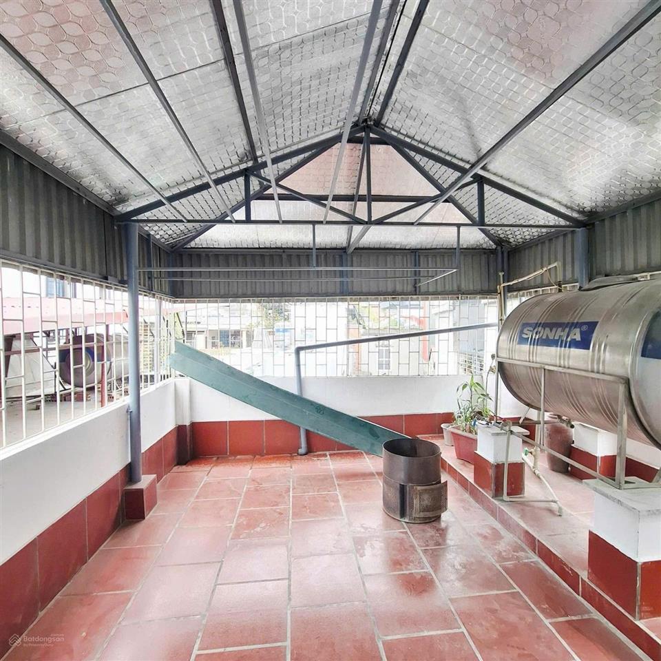 6,6 tỷ  bạch mai  36m  5 tầng, 6 ngủ, nhà đẹp, ở ngay  nhà đại gia đình 3 thế hệ, gần phố huế