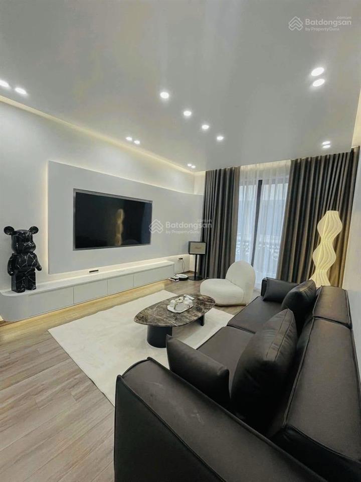 Nhà mới dân xây phân lôvỉa hèkim chunghoài đứcdt.47m3tầng