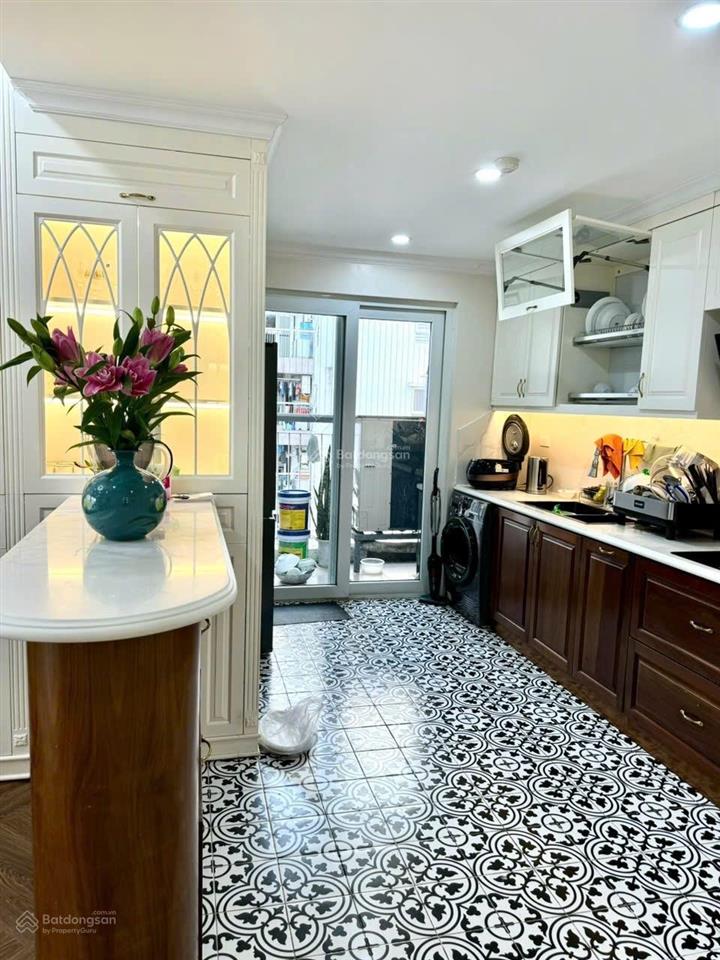 Em đang có quỹ căn 2pn,3pn, 4pn chung cư xuân phương quốc hội , sẵn sổ , giá hơn 7 tỷ đến 9.4 tỷ