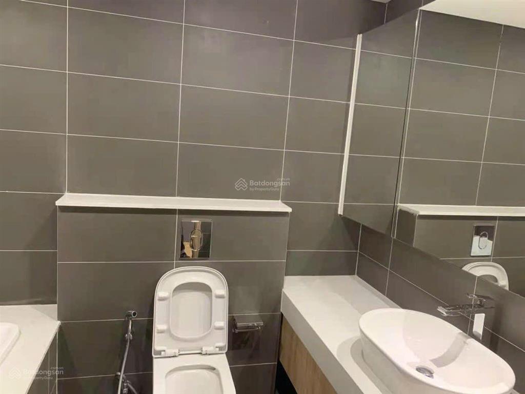 Em đang có quỹ căn 10 căn 2pn , 3pn chung cư báo nhân dân ,diện tích 55m286m296m2 ,giá từ 4.5 tỷ