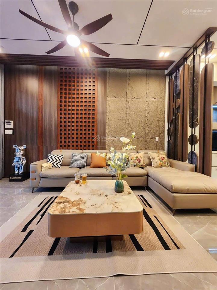 Chính chủ cần bán gấp nhà 1 trệt  2 lầu, 3pn 3wc . bến cát  thới hòa giá 2ty150