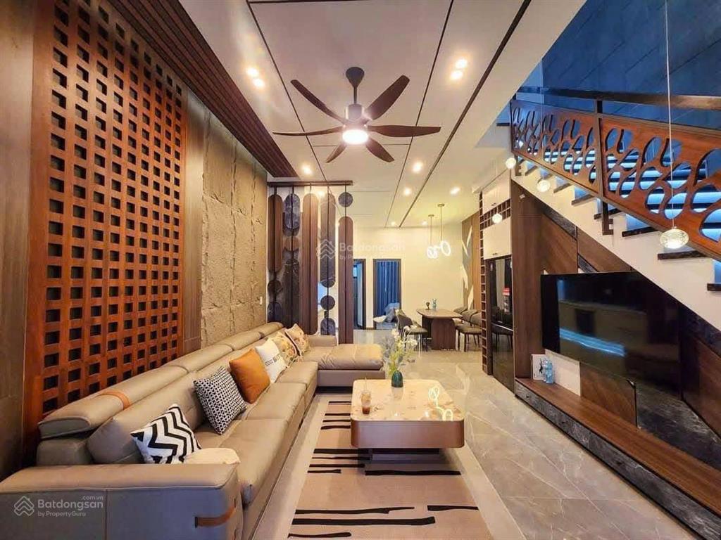 Chính chủ cần bán gấp nhà 1 trệt  2 lầu, 3pn 3wc . bến cát  thới hòa giá 2ty150