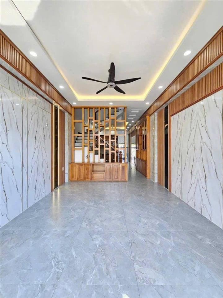 Bán gấp nhà 80m2 tại mỹ phước 4  đh việt đức