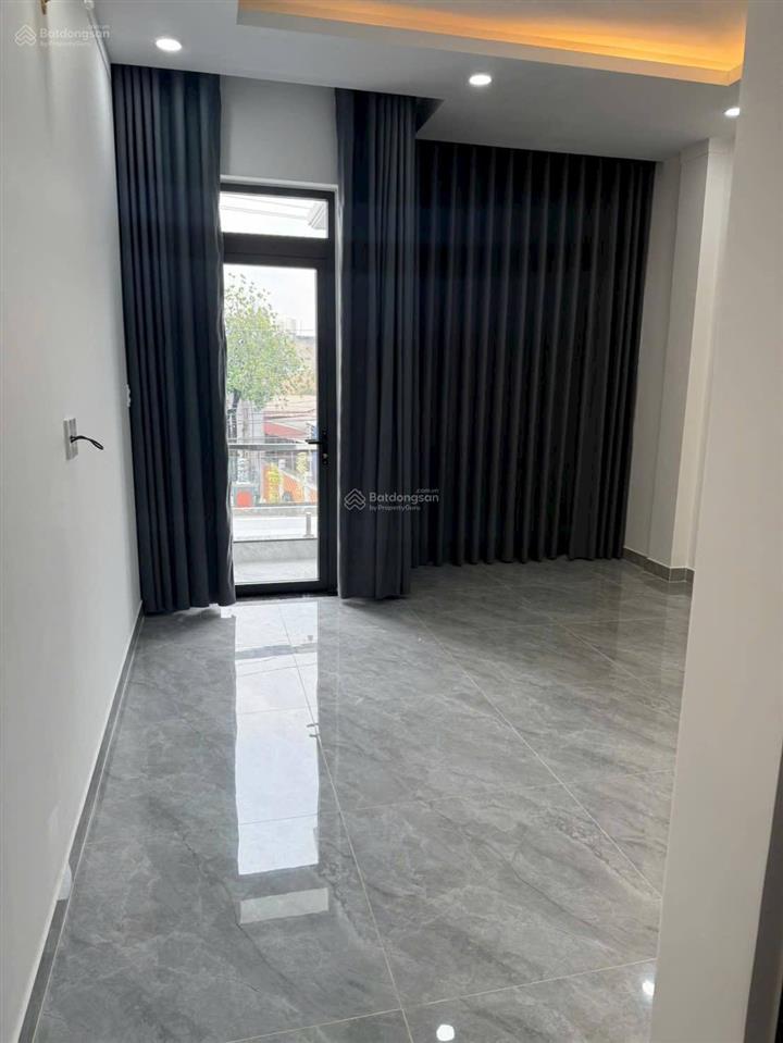 Bán gấp nhà 80m2 tại mỹ phước 4  đh việt đức