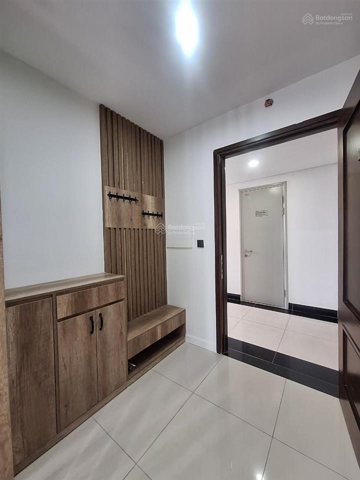 Chủ người nước ngoài ủy quyền bán căn góc 3508  full nội thất the sun mễ trì