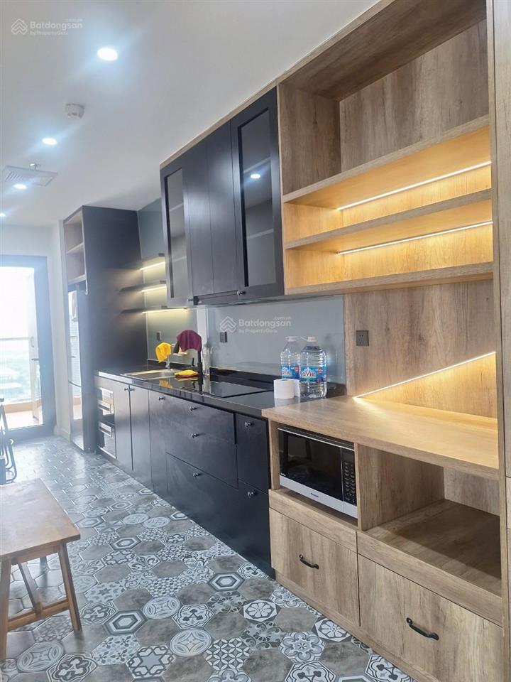 Chủ người nước ngoài ủy quyền bán căn góc 3508  full nội thất the sun mễ trì