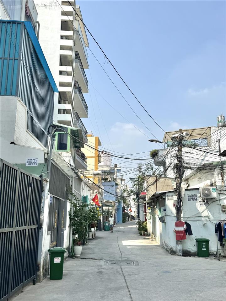 Bán nhà 4 tầng chu văn an  ngay học viện cán bộ  hxh ngang gần 5m  shr vuông vức  nhỉnh 6tỷ tl