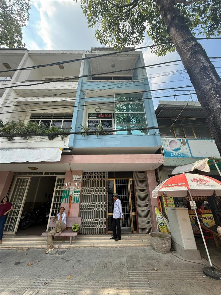 Mt hùng vương p1 mỹ tho vừa kinh doanh vừa nuôi yến, thu 35kg/tháng