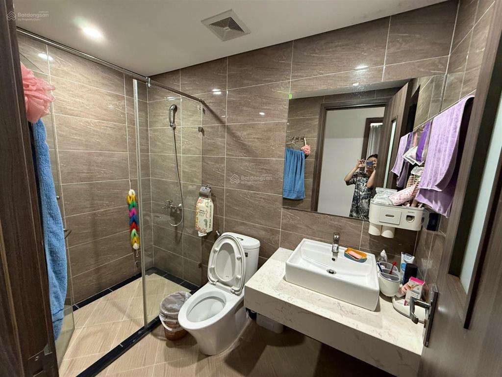 Cho thuê căn hộ 2 ngủ góc, full nội thất cao cấp giá 14 triệu