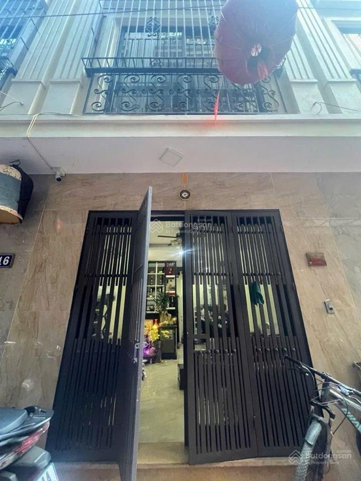 Một căn duy nhất trung tâm ngọc thụy trong đê giá hiếm nhỉnh nhẹ 5 tỉ  chính chủ 0969 958 ***