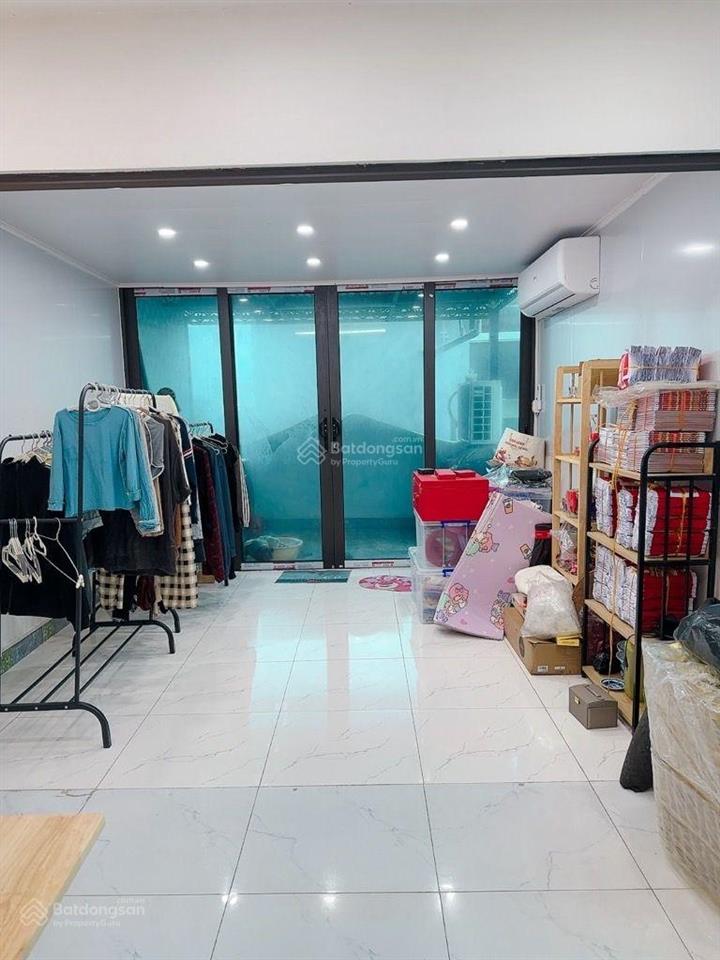 Bán nhà khu 918, sân golf, vỉa hè, gara, thang máy, 40m2, 6 tầng, mặt tiền 3.6m, giá nhỉnh 13 tỷ.