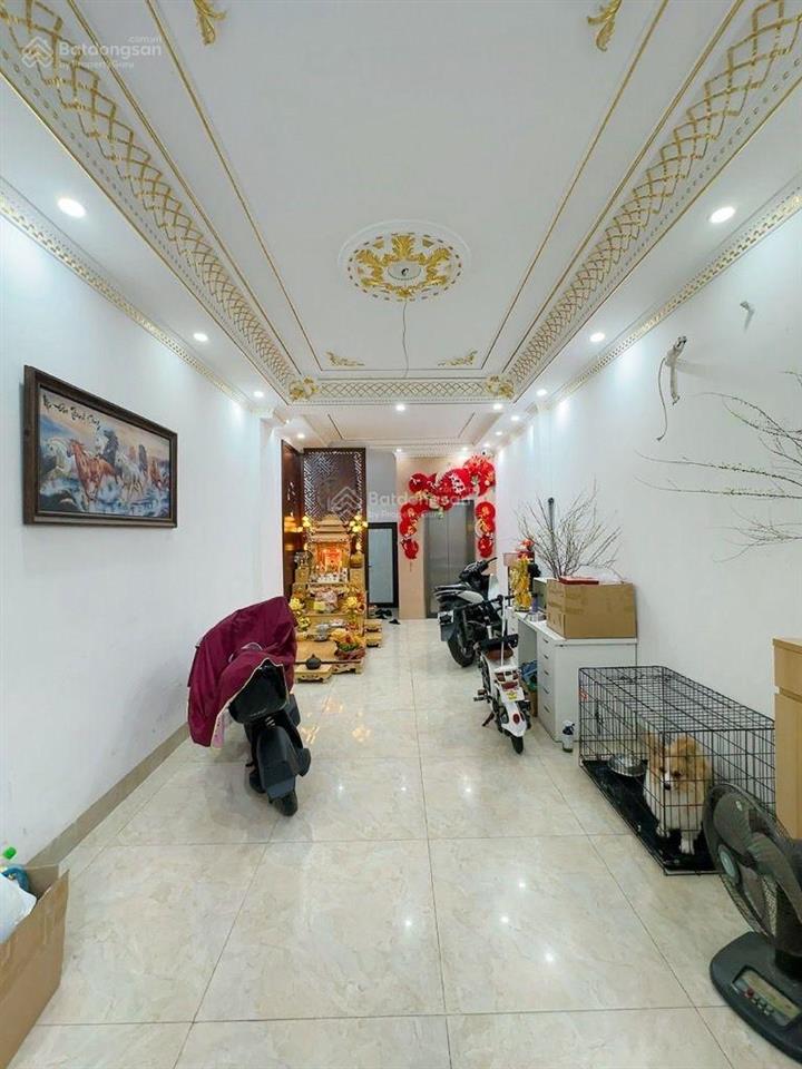 Bán nhà khu 918, sân golf, vỉa hè, gara, thang máy, 40m2, 6 tầng, mặt tiền 3.6m, giá nhỉnh 13 tỷ.