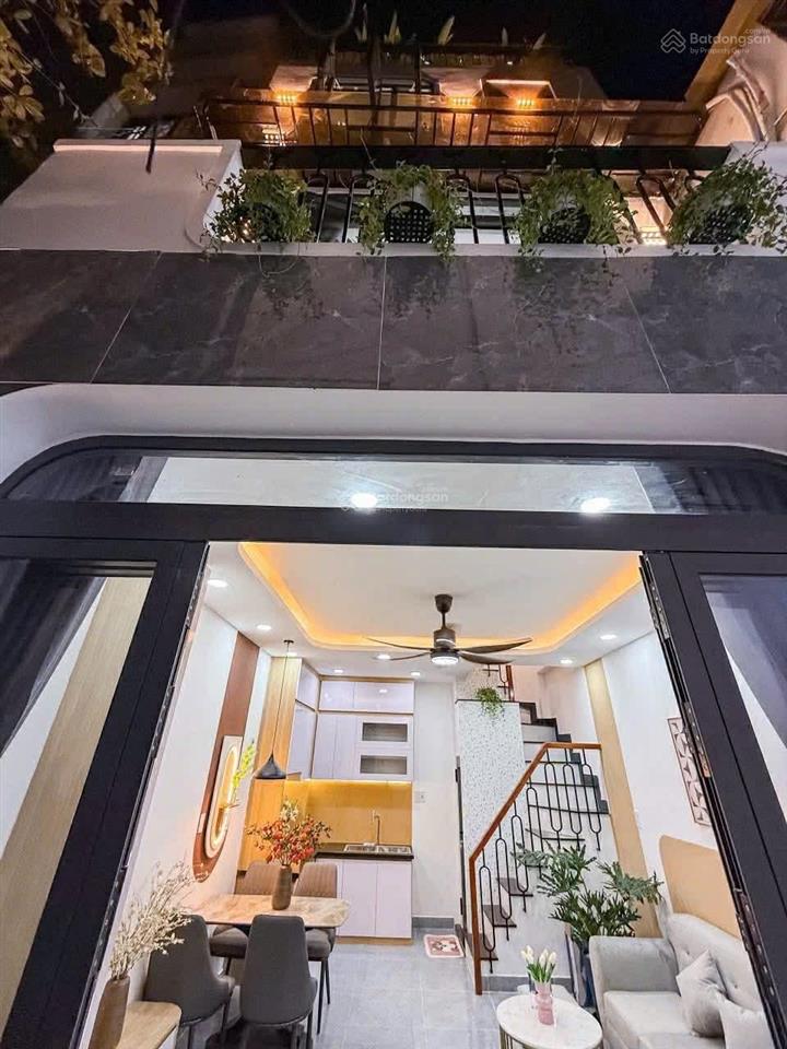 Siêu phẩm chân dài  ngay cuối phan xích long phú nhuận  25m2 (4x6.5)  4 tầng  3pn  94m2 sàn