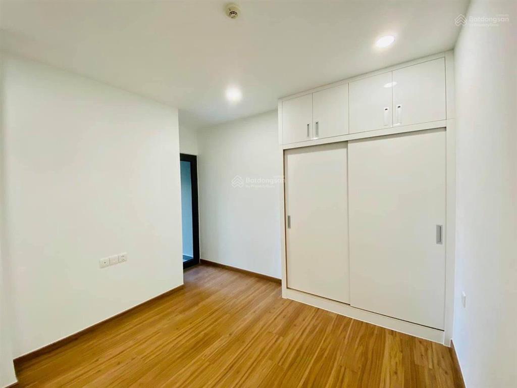 Bán căn 2pn view quận 1 pháo hoa  chủ nhà cắt lỗ 5,25 tỷ  để thương lượng thêm giá